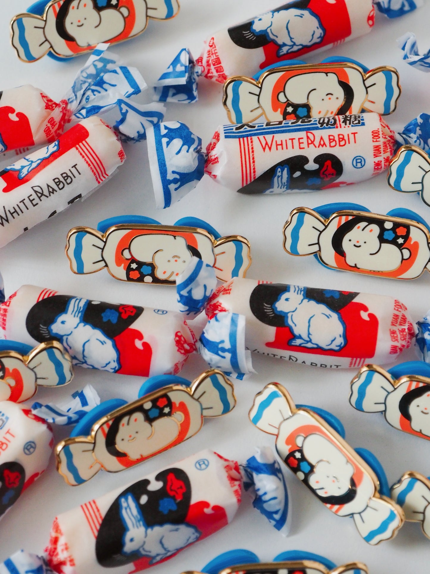 white rabbit • enamel pin