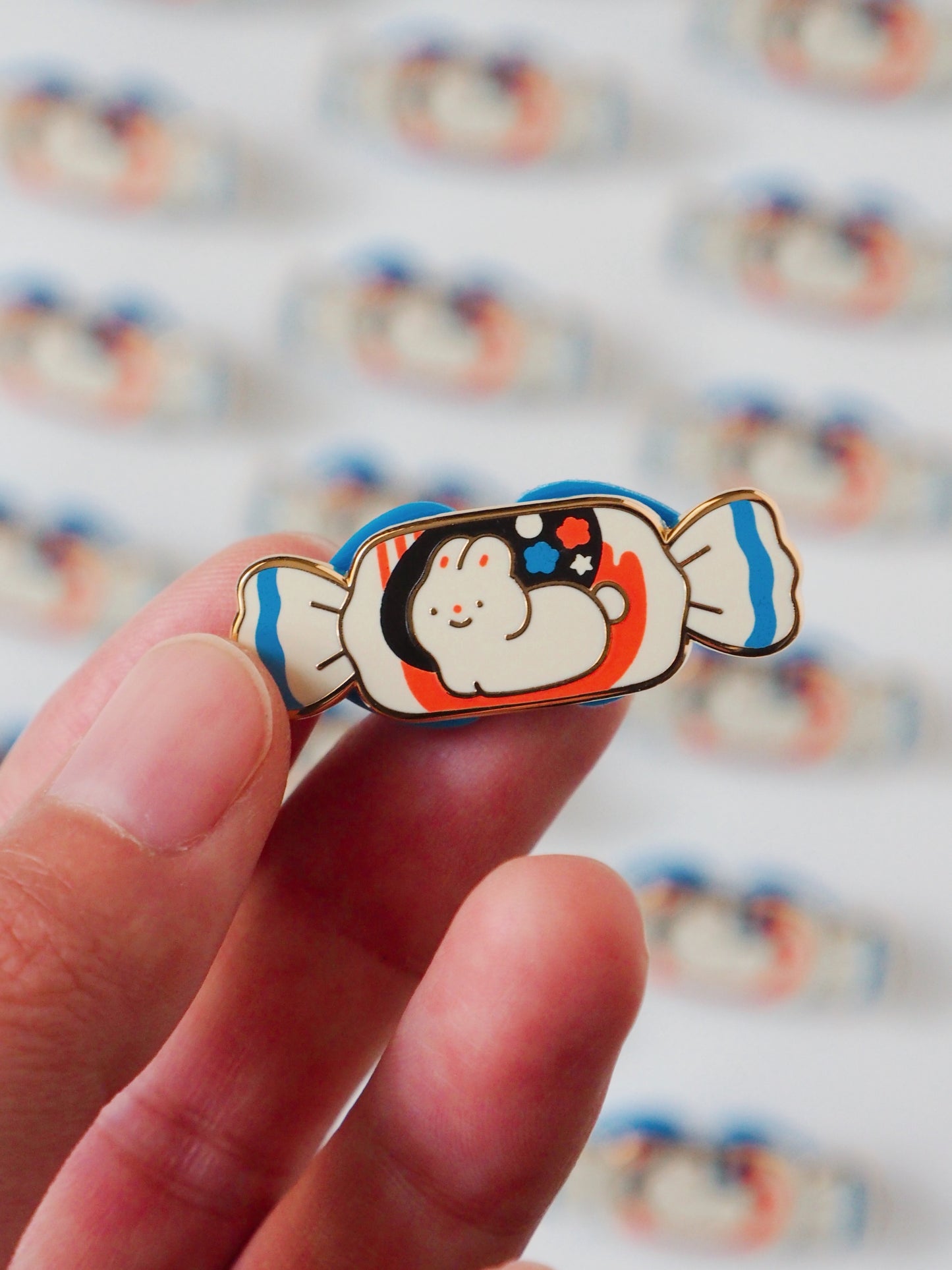 white rabbit • enamel pin