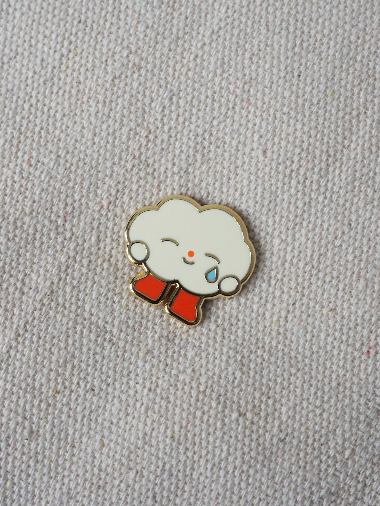 cloud • enamel pin