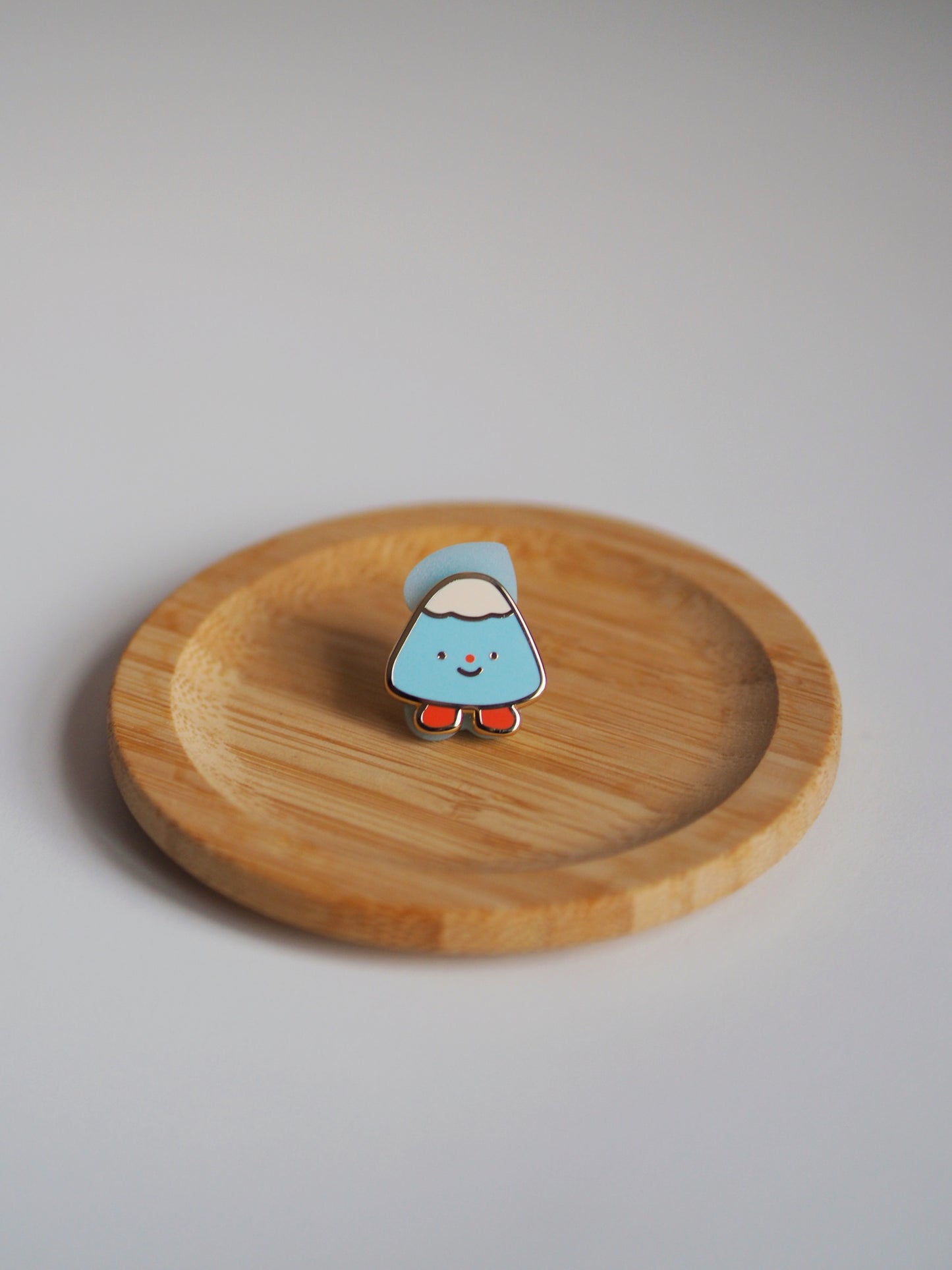 fuji • enamel pin
