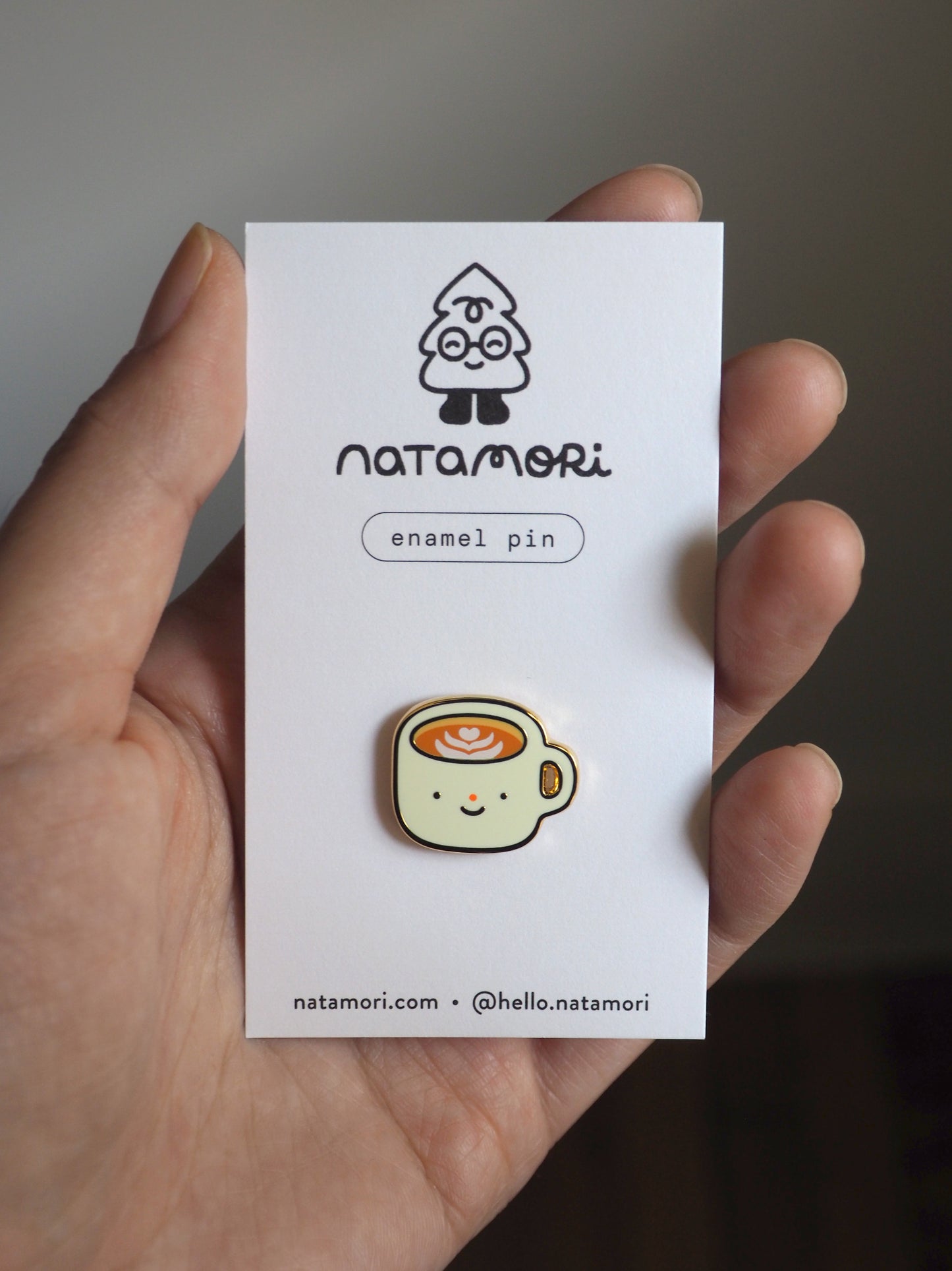 latte • enamel pin