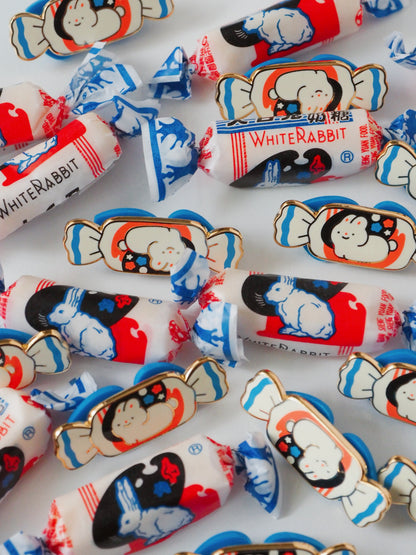 white rabbit • enamel pin