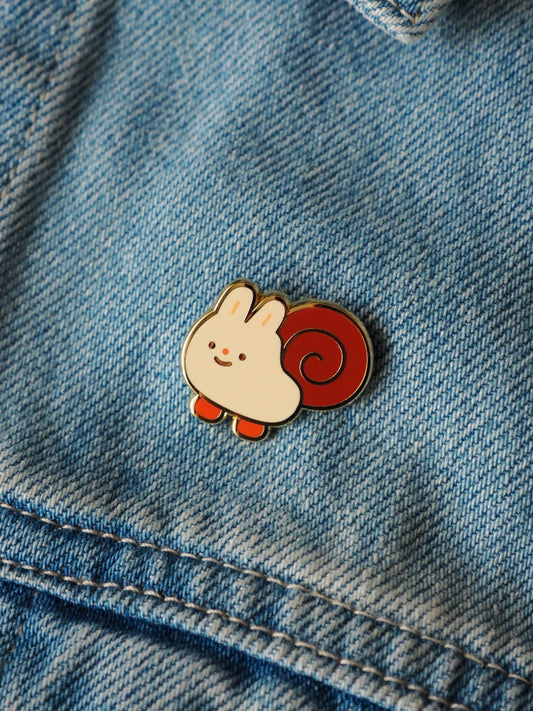 snail • enamel pin