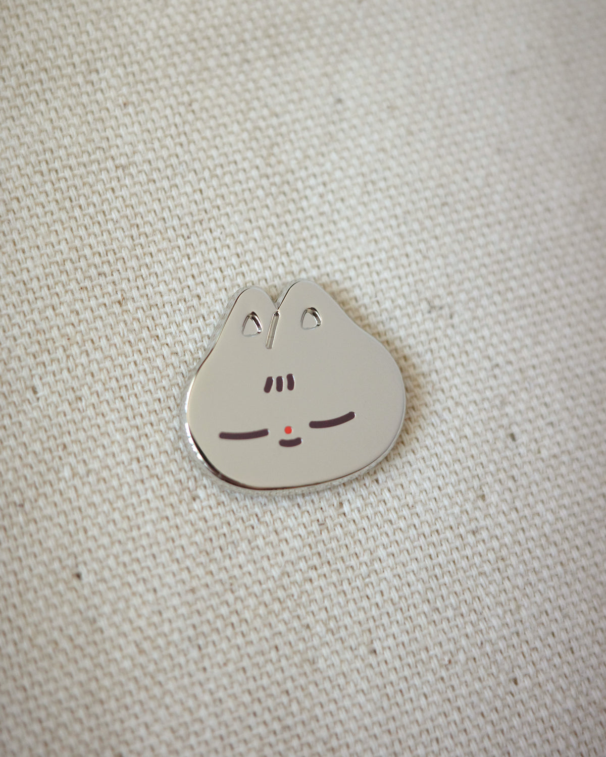 cat • enamel pin